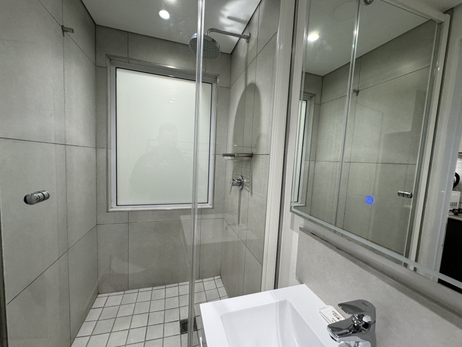 2 Bedroom Property for Sale in Woodstock Western Cape